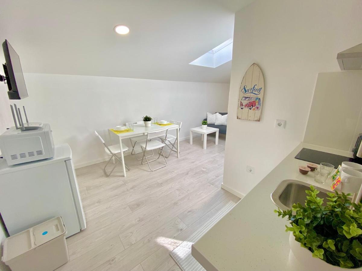 BrightHouse - Modern Apartments in Sítio Nazaré Exterior foto